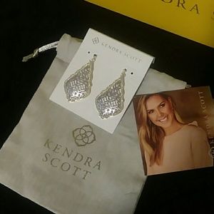 Kendra Scott "Addie" Earrings